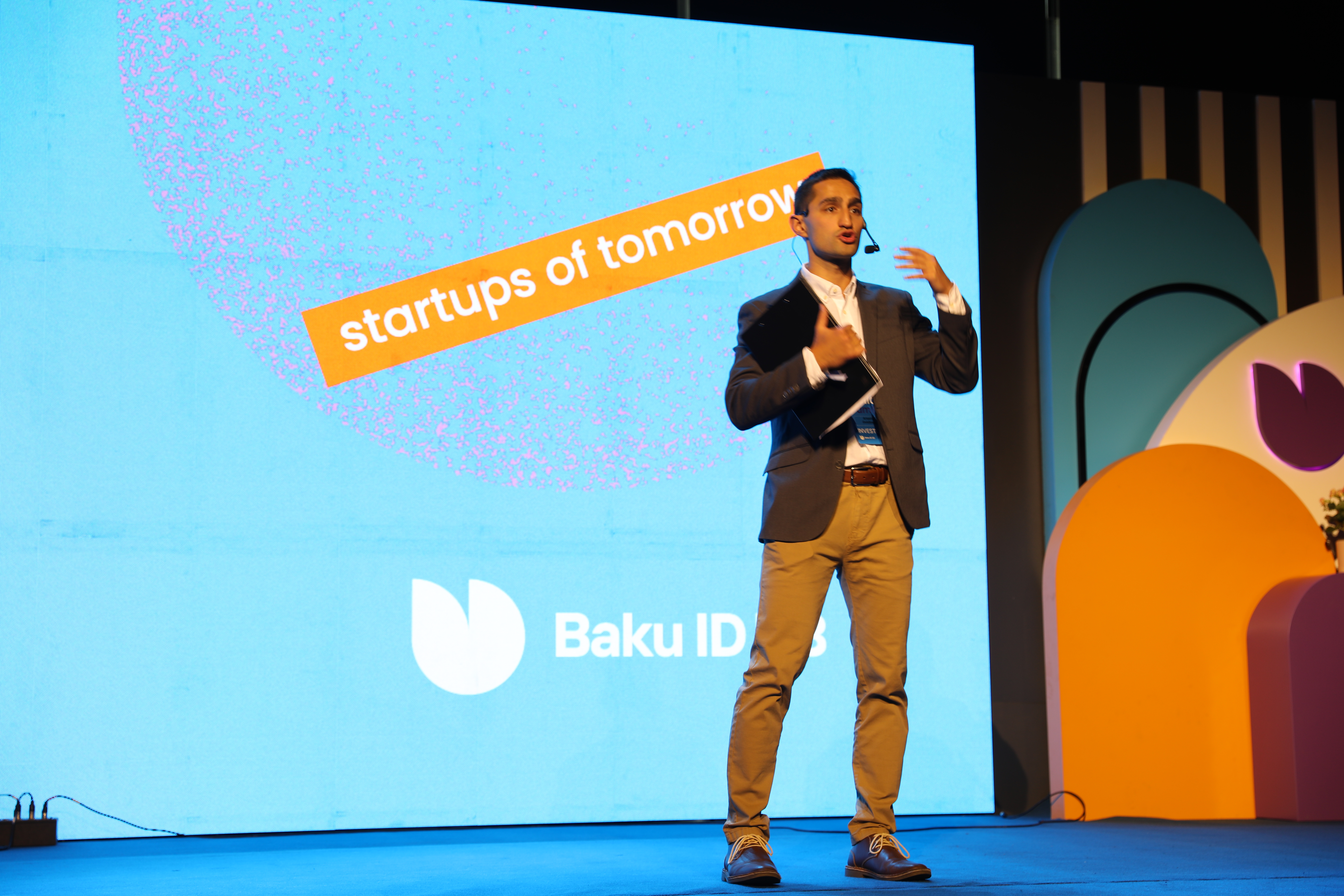 Arseniy Goldberg — on stage, Baku, Azerbaijan